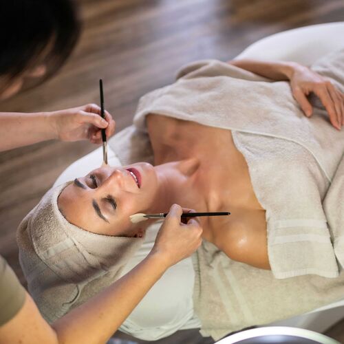 Gesichtsbehandlungen