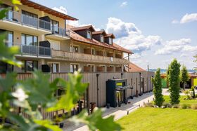 Außenansicht Hoteleingang