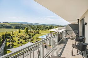 Ausblick über das Donautal vom Balkon eines Zimmers aus