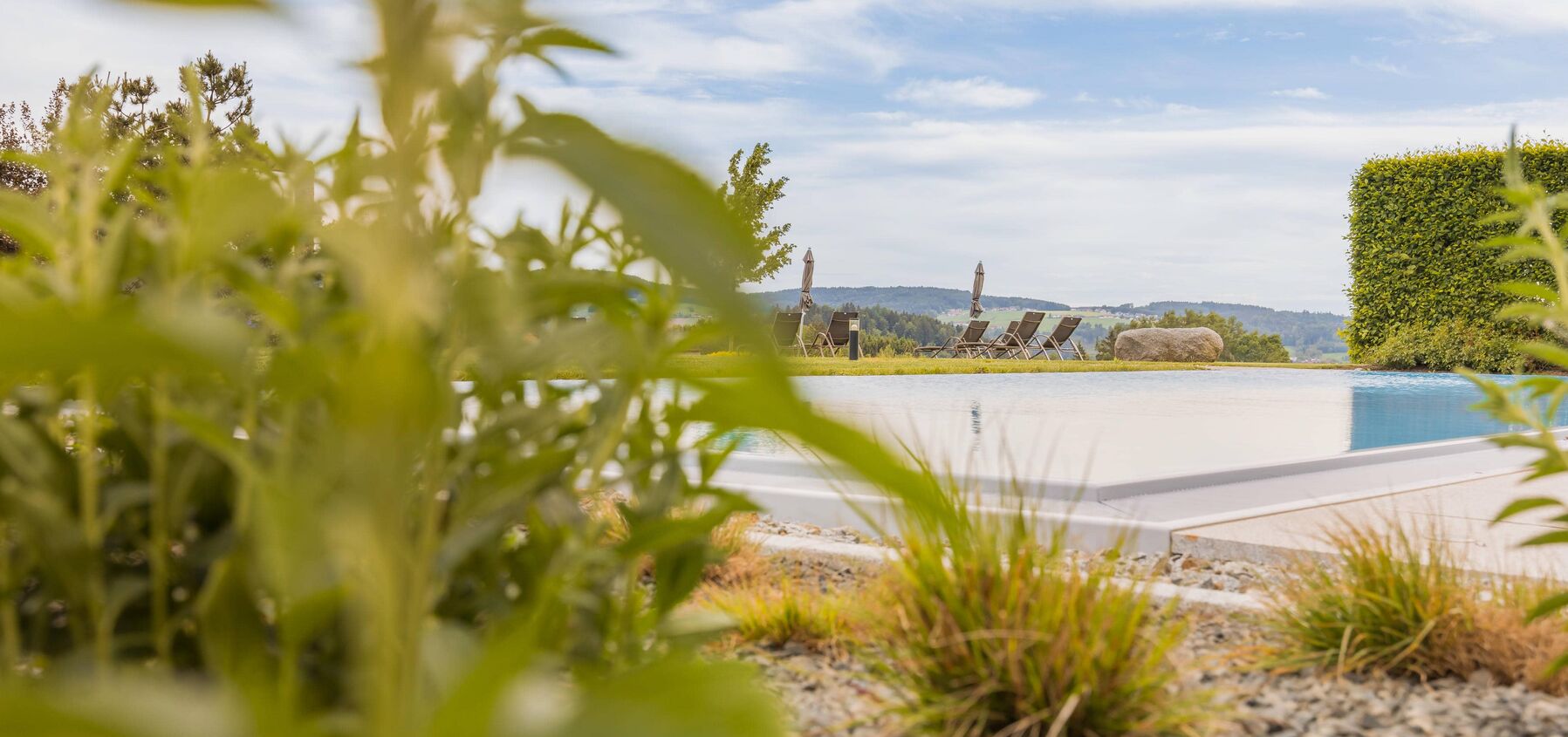 Blick auf den Außenpool