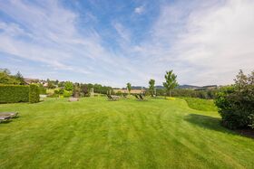 Großer Wellnessgarten