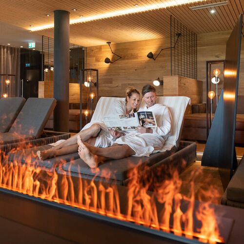 Kuscheln in neuen Räumen im Wellnesshotel im Bayerischen Wald